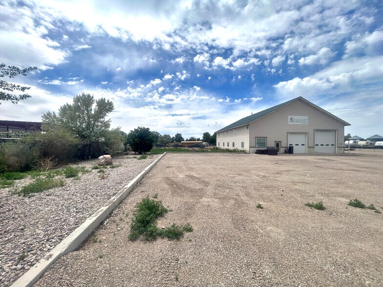 More Photos Of 13207 N Dekay Rd, Pocatello Warehouse For Sale