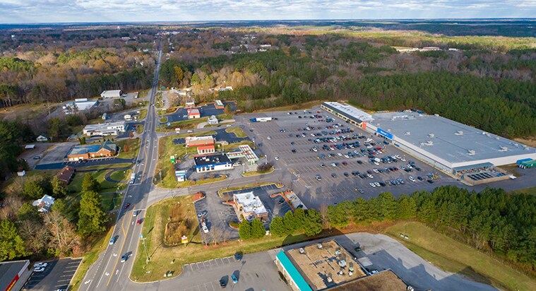 More Photos Of 1417 S Main St, Blackstone Fast Food For Lease