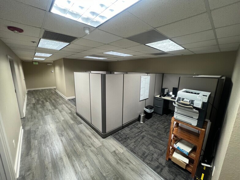 More Photos Of 631 S Orlando Ave, Winter Park Office For Lease