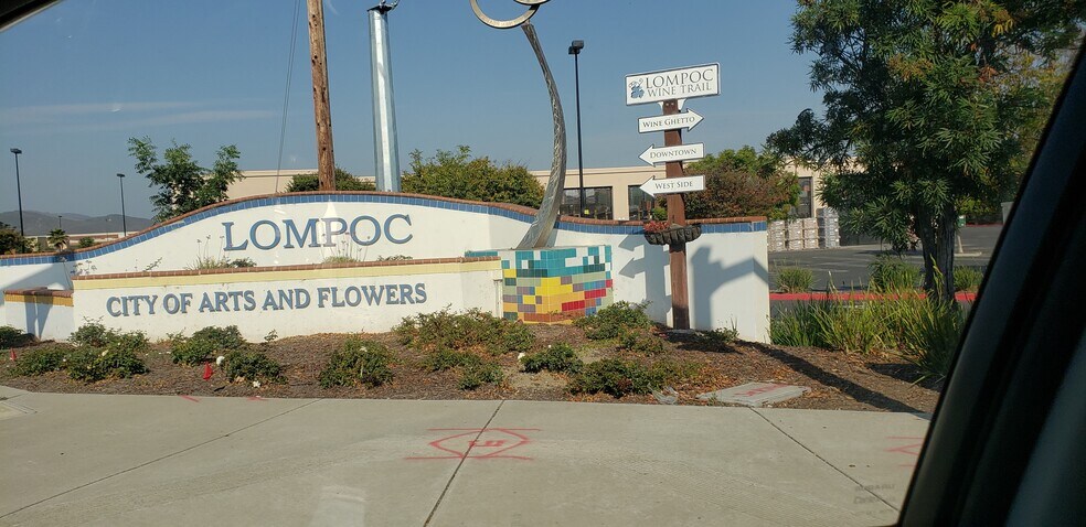 More Photos Of 800 N H St, Lompoc Convenience Store For Sale