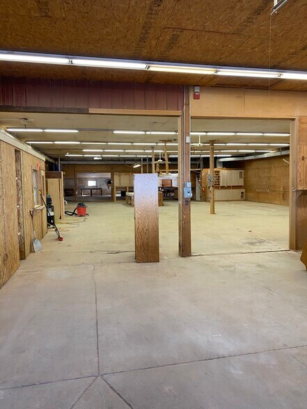 More Photos Of 65 W Main St, Bradford Warehouse For Sale
