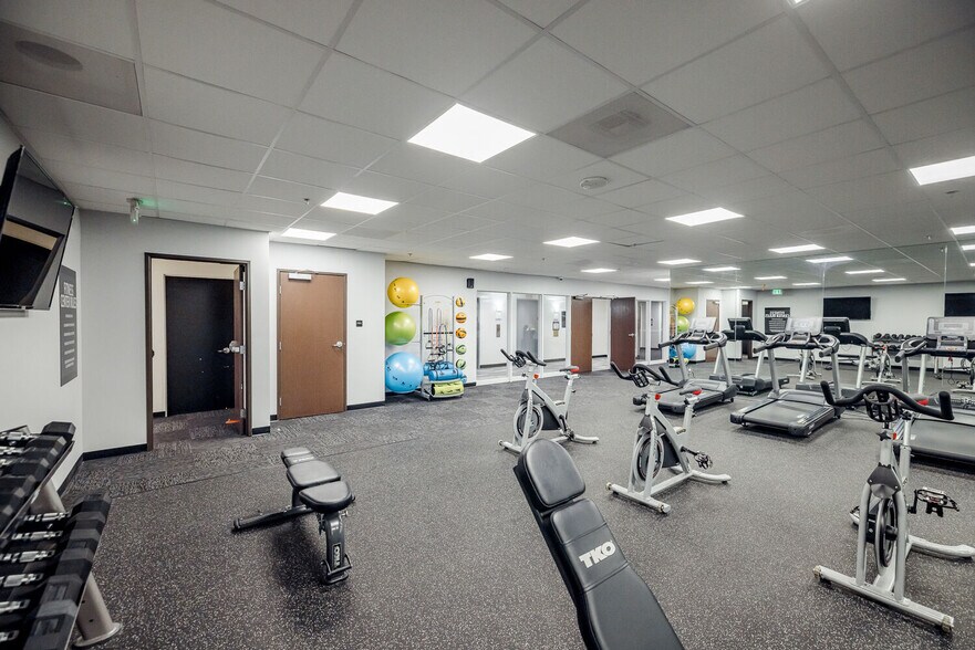 More Photos Of 888 N Main St, Santa Ana Apartments For Sale