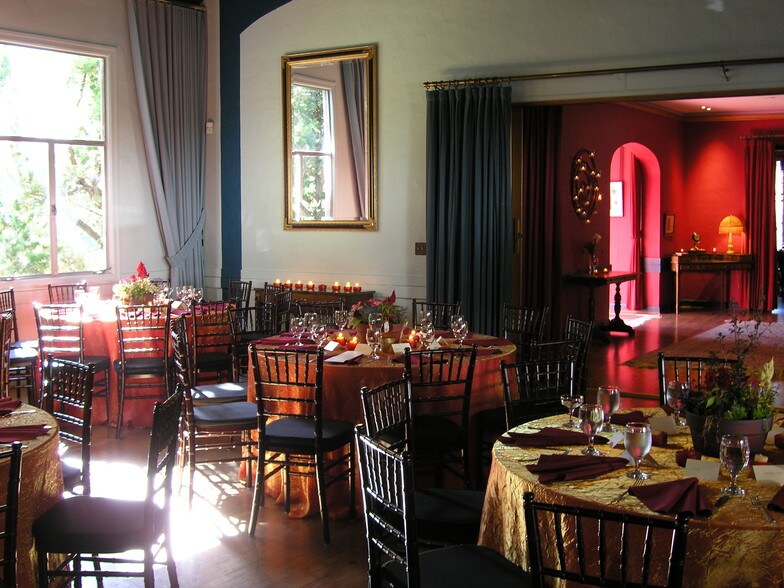 More Photos Of 1650 Mountain Blvd, Oakland Lodge Meeting Hall For Sale