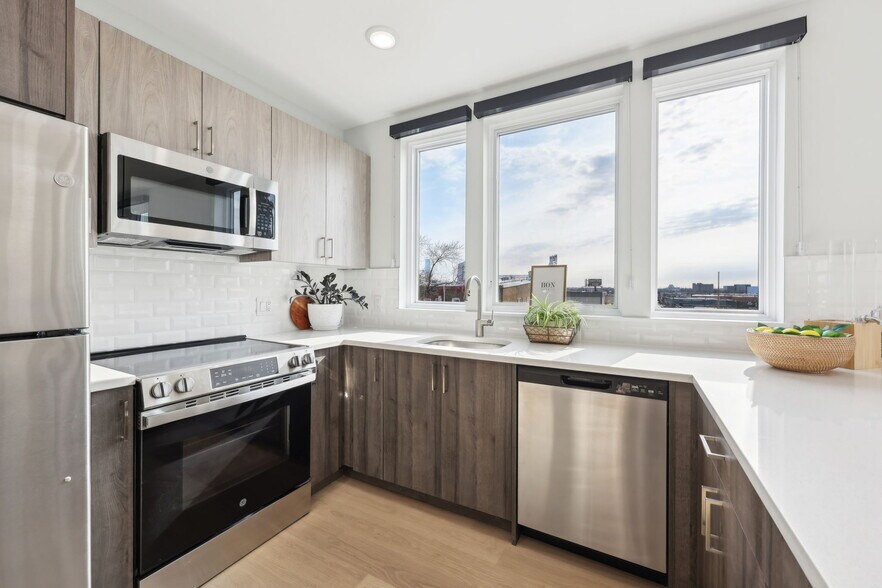 More Photos Of 64-68 Emmet St, Newark Apartments For Lease