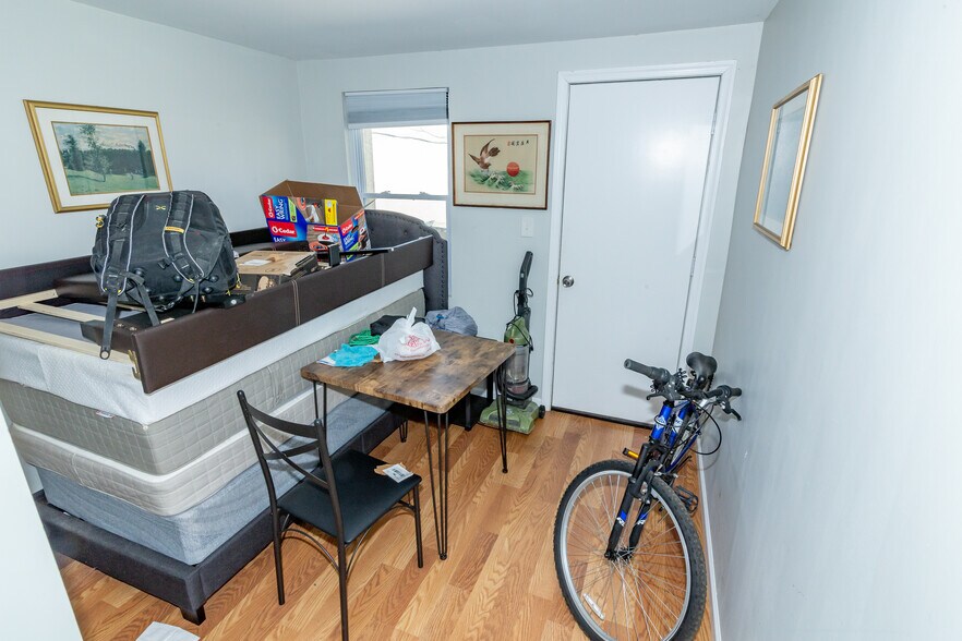 More Photos Of 1736 W North Ave, Baltimore Restaurant For Sale