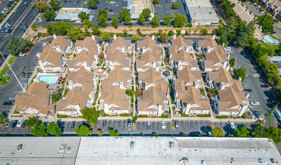 More Photos Of 1530 Howe Ave, Sacramento Hotel For Sale