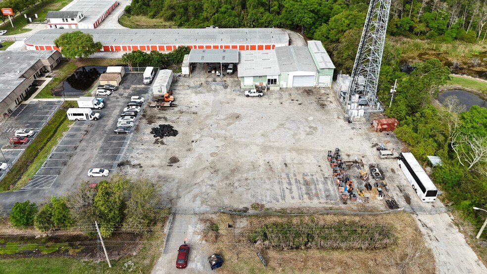 More Photos Of 5387 L B McLeod Rd, Orlando Warehouse For Sale
