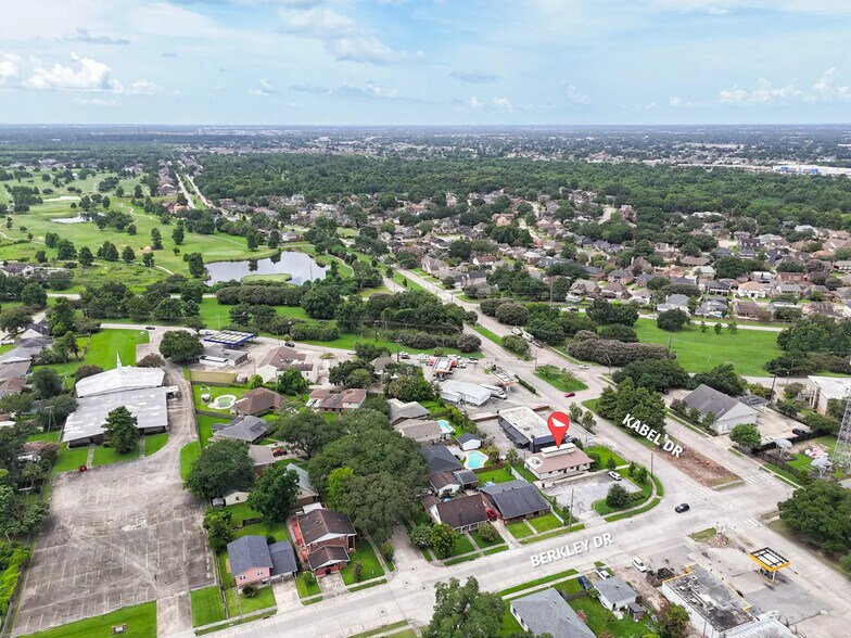 More Photos Of 3500 Kabel Dr, New Orleans Medical For Sale