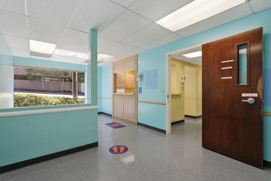 More Photos Of 1760 Termino Ave, Long Beach Medical For Lease