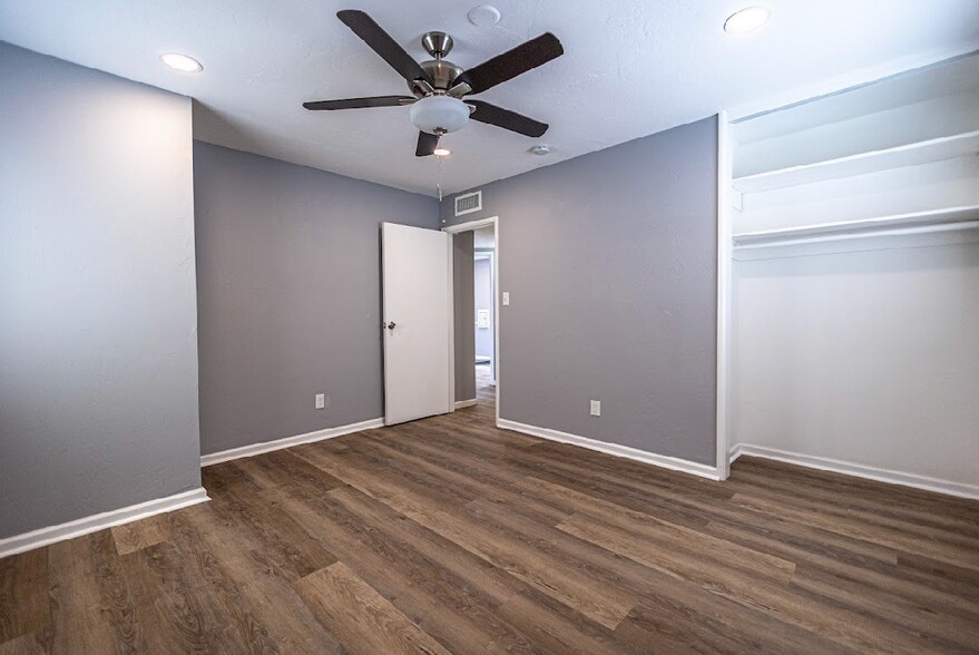 More Photos Of 3917 Stockdale Hwy, Bakersfield Medical For Sale