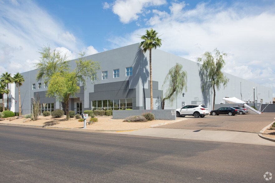 Primary Photo Of 7100 W Erie St, Chandler Manufacturing For Sale