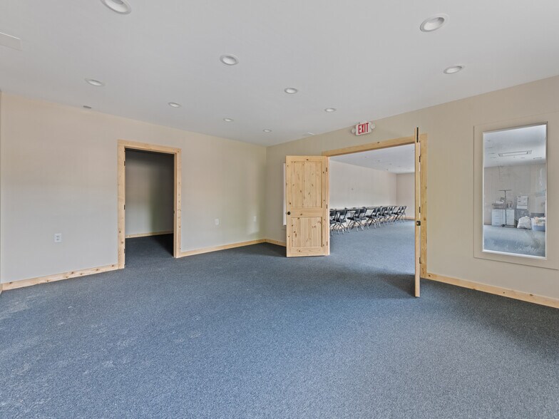 More Photos Of 101 Veterans Blvd, Bryson City Office For Lease