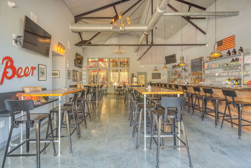 More Photos Of 201 Water St, Catskill Winery Vineyard For Sale