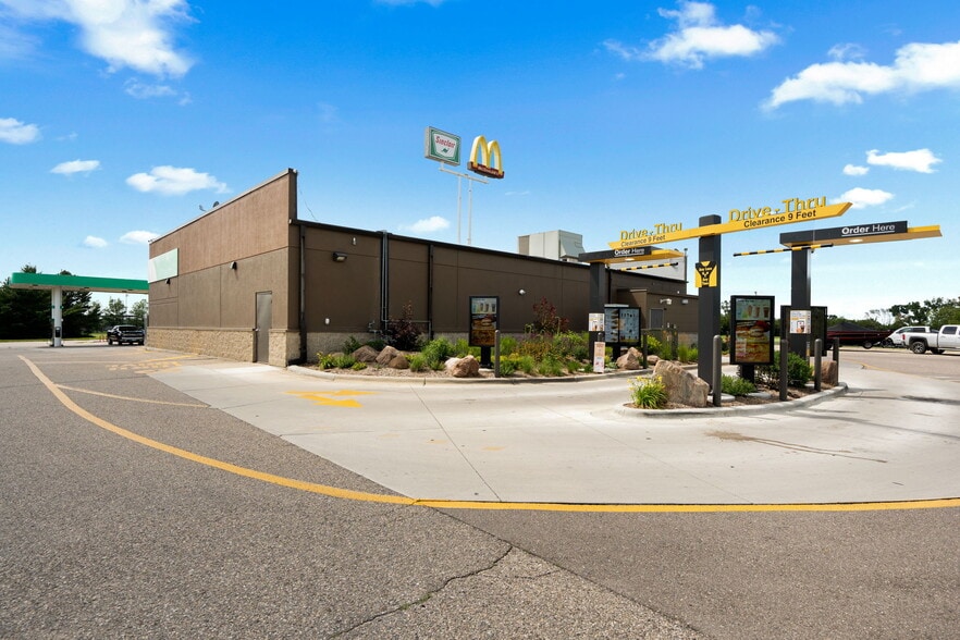 More Photos Of 1400 14th St NW, Austin Service Station For Sale