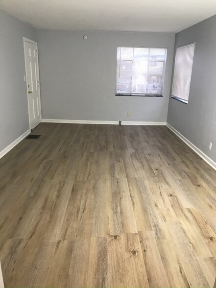 More Photos Of 24 Fernwood Ave, Dayton Apartments For Sale