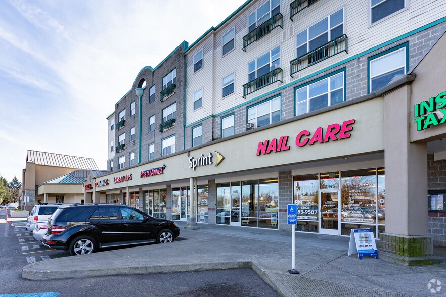 More Photos Of 11930 NE Glisan St, Portland Unknown For Lease