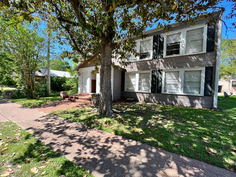 More Photos Of 1206 20th St, Huntsville Apartments For Sale