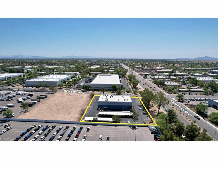 More Photos Of 220 N McKemy Blvd, Chandler Light Distribution For Lease