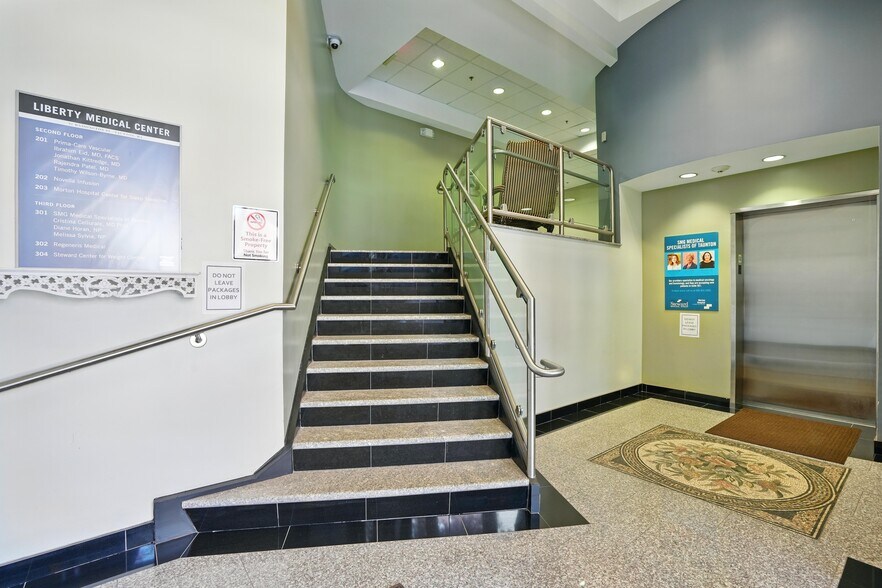 More Photos Of 91 Washington St, Taunton Medical For Lease