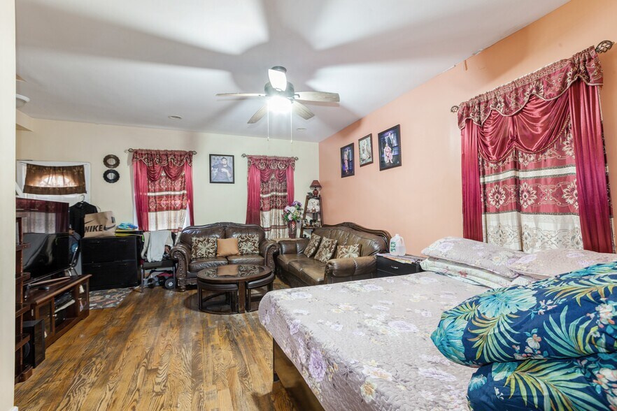 More Photos Of 100-10-100-12 103rd Ave, Ozone Park Multifamily For Sale