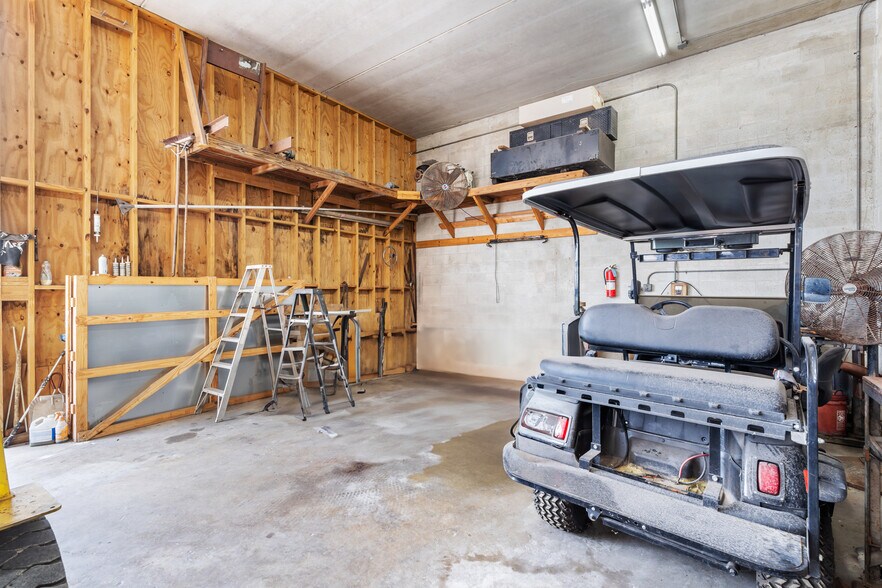 More Photos Of 105 NE 1st Rd, Homestead Industrial For Sale