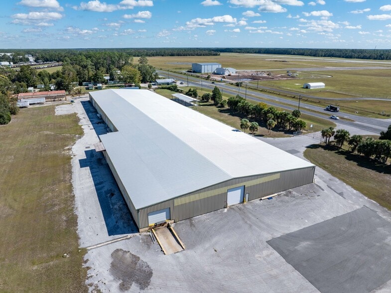 More Photos Of 3710-3719 E Us-90, Lake City Manufacturing For Lease