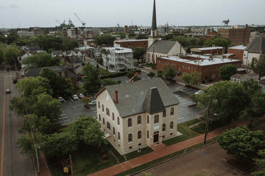 More Photos Of 441 Washington St, Portsmouth Office Residential For Sale