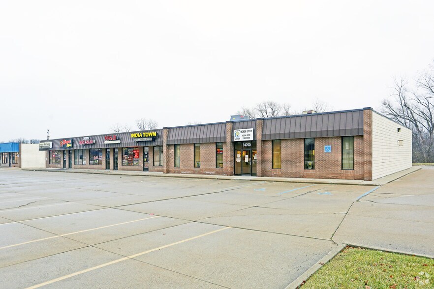 More Photos Of 34700-34730 Dequindre Rd, Sterling Heights Freestanding For Sale