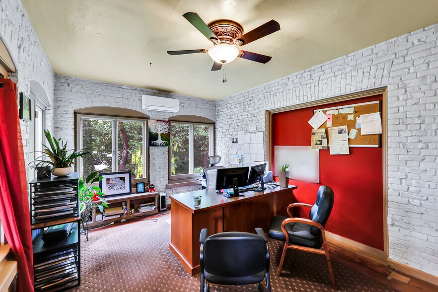 More Photos Of 820 W 7th Ave, Spokane Office Residential For Sale