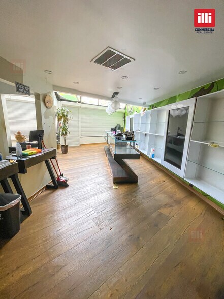 More Photos Of 8462-8470 Santa Monica Blvd, West Hollywood Storefront For Lease