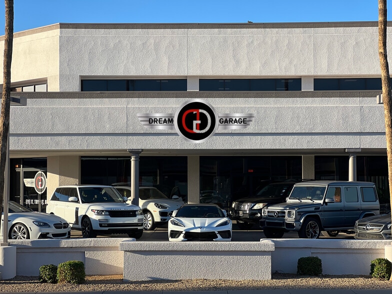 Primary Photo Of 8140 E Butherus Dr, Scottsdale Auto Dealership For Lease
