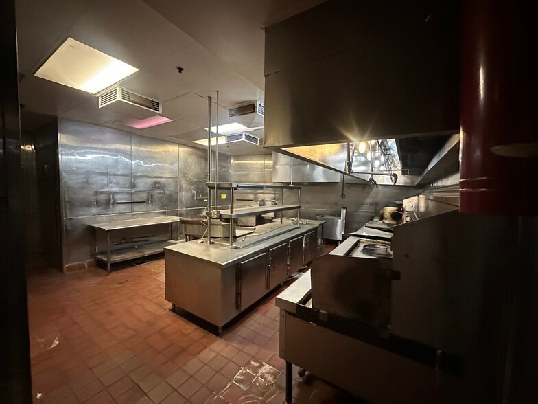 More Photos Of 1015 Nogales St, Rowland Heights Restaurant For Lease