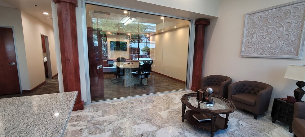 More Photos Of 5700 W Chandler Blvd, Chandler Coworking Space