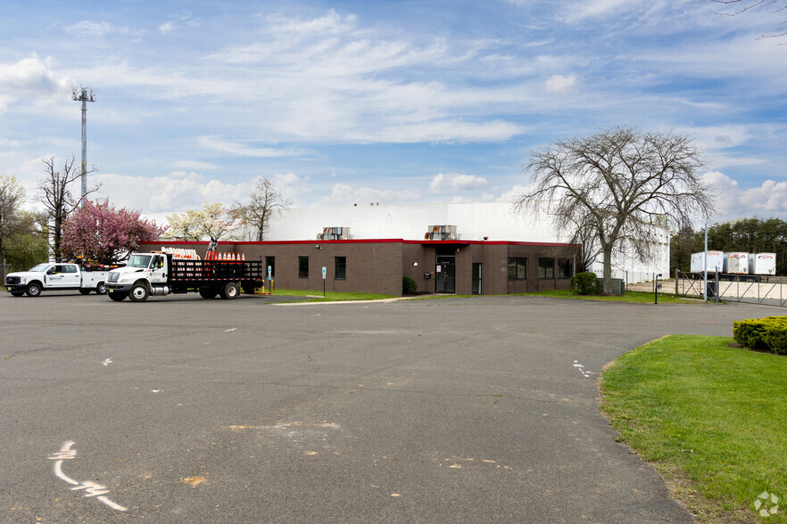 Primary Photo Of 2013 Route 130 S, Florence Truck Terminal For Lease