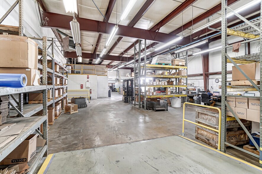 More Photos Of 5589 W National Rd, Springfield Warehouse For Sale