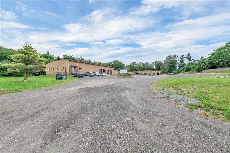 Primary Photo Of 181 Boyd St, Montgomery Warehouse For Lease