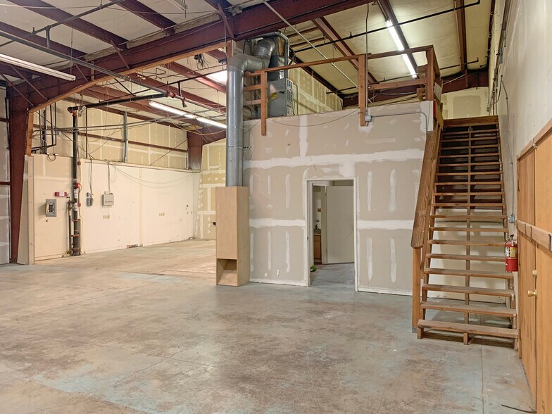 More Photos Of 350 Morris St, Sebastopol Manufacturing For Lease