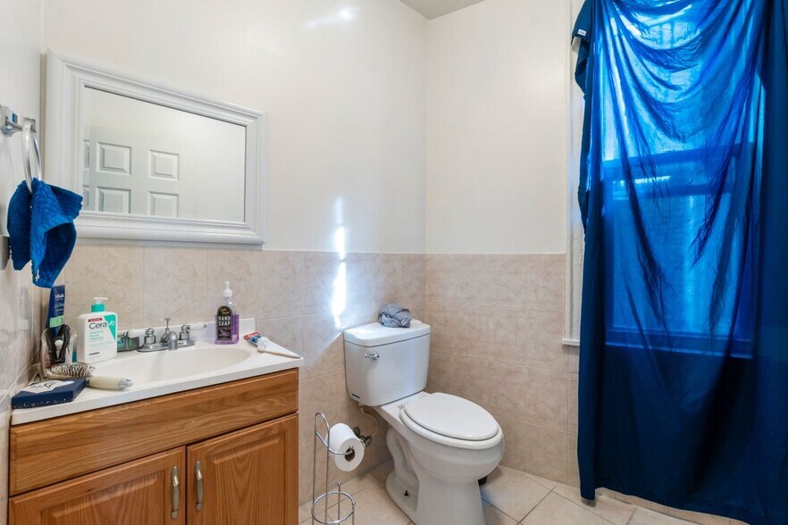 More Photos Of 2516-2520 N Charles St, Baltimore Apartments For Sale