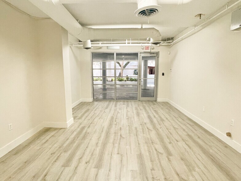 More Photos Of 3339 Virginia St, Coconut Grove Apartments For Lease