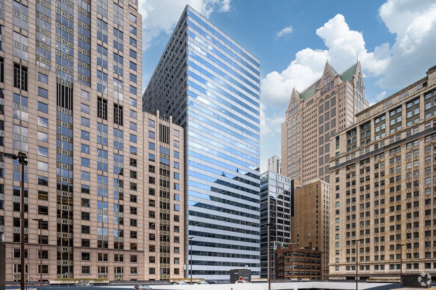 Primary Photo Of 200 W Adams St, Chicago Office For Lease