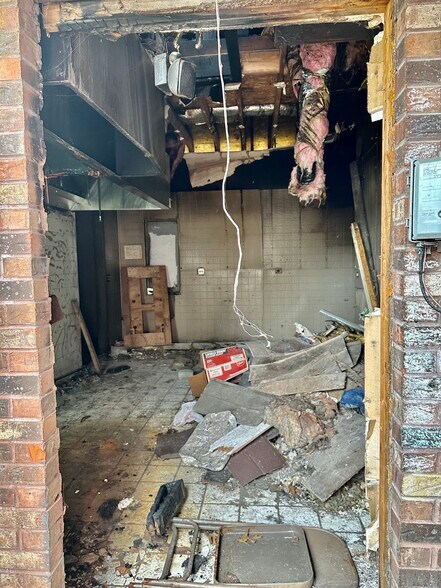 More Photos Of , Hazel Crest General Retail For Sale