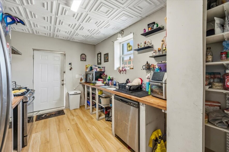 More Photos Of 325 Winchester Ave, Martinsburg Freestanding For Sale