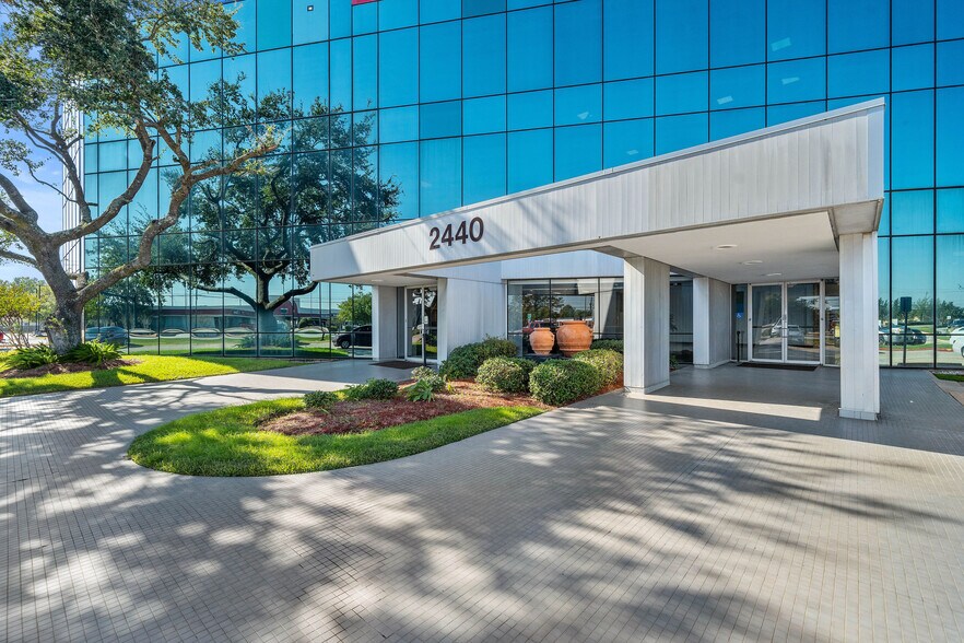 More Photos Of 2440 Texas Pky, Missouri City Office For Lease