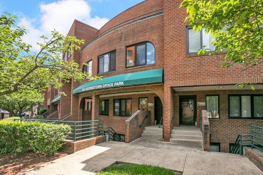 More Photos Of 7960-7990 Old Georgetown Rd, Bethesda Medical For Sale