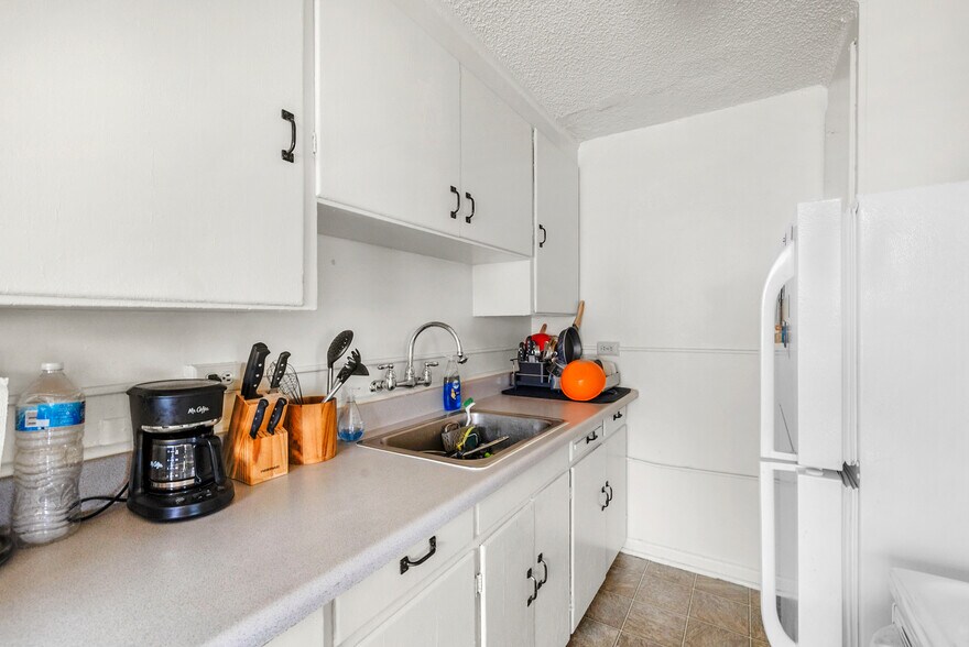More Photos Of 2424 E Denny Way, Seattle Apartments For Sale