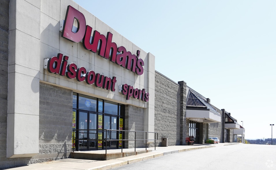 More Photos Of 1701 Lincoln Hwy, North Versailles Freestanding For Lease