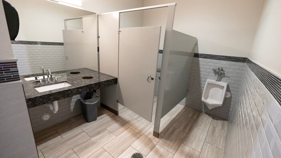 More Photos Of 240 N 1200 E, Lehi Medical For Sale