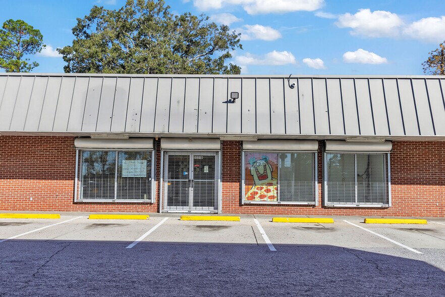 More Photos Of 3221 Wrightsboro Rd, Augusta Freestanding For Lease