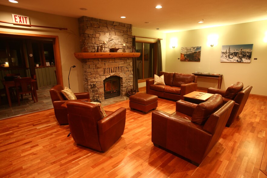 More Photos Of 3012 Alpine Cres, Whistler Hospitality For Sale