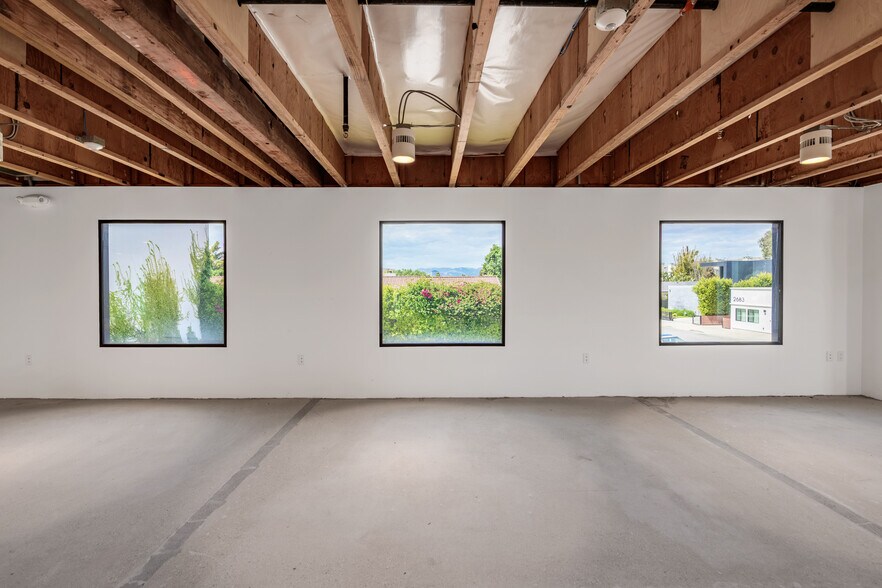 More Photos Of 3331 Ocean Park Blvd, Santa Monica Loft Creative Space For Lease